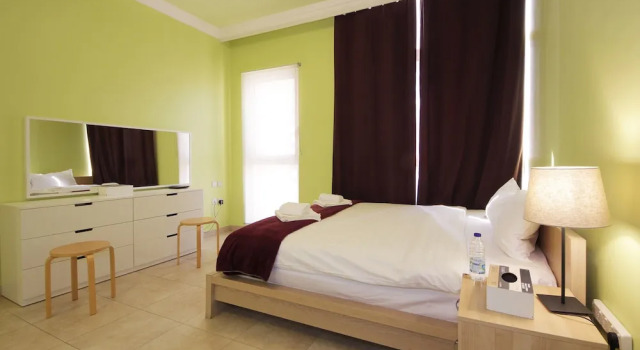 Signature Holiday Home - Venetian