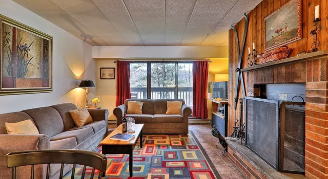 Mg 2B02 Mt Green Renovated 2Br Condo Close To Slopes, Забронировать Отель Отели Киллингтон с парковкой, рядом с Killington Pico Adventure Center, Парковка