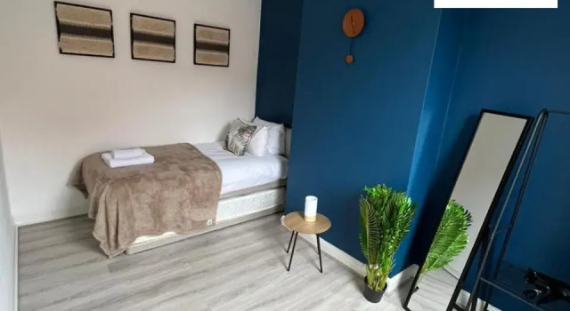 Апартаменты 4 Bedroom 3 Bath House By Passionfruitproperties Opposite Coventry City Centre With Free Wi-fi & Garden