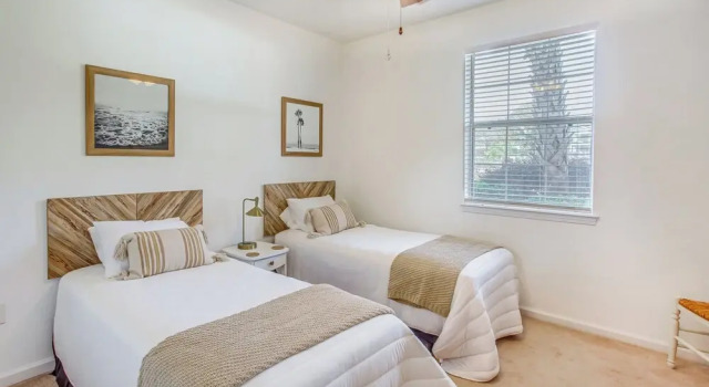 Golf Course View & Pool Access: River Oaks Condo, Забронировать Апартаменты/квартира Апартаменты Южной Каролины, Апартаменты/квартира