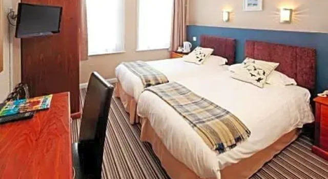 Standard- firedobbelt værelse Best Western Hotel Bristol