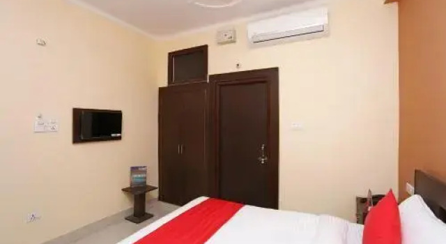 Hotel Vikrant By OYO Rooms