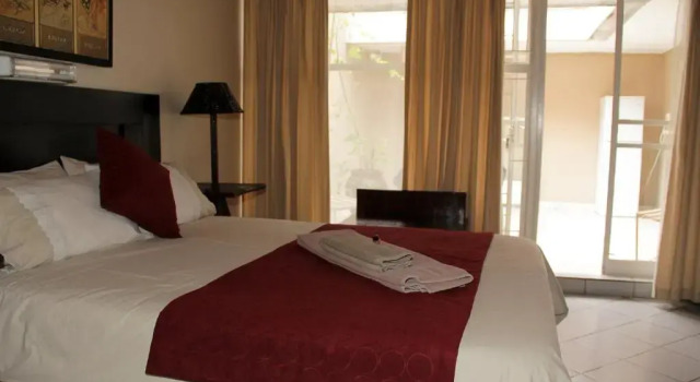 Rustenburg Guesthouse, Rezerwuj Hotel Rustenburg North West