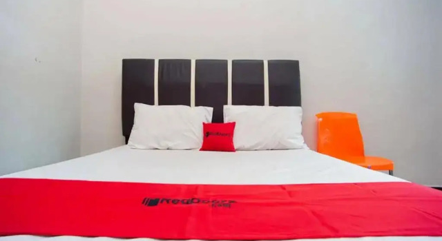 Hotel O Adelia Residence, Rezerwuj Hotel Palembang Sumatra