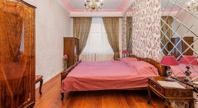 GM Apartment Kamergerskiy 2-43, Book Apartment CAO Area Moscow, near Dormition Cathedral