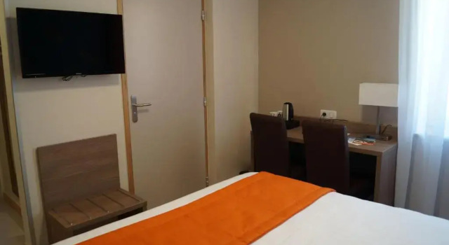 Двухместный номер Standard Logis hotel du Rhône