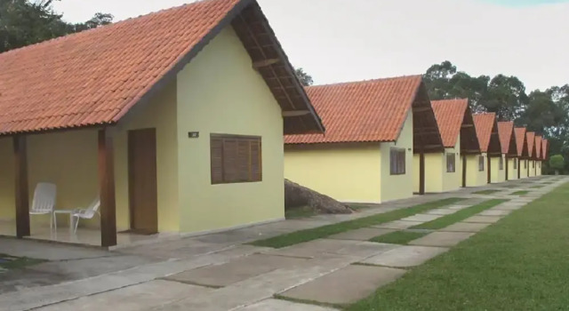 Resort Monte das Oliveiras, Забронировать Курортный отель Отели Жуанополиса с парковкой, Парковка