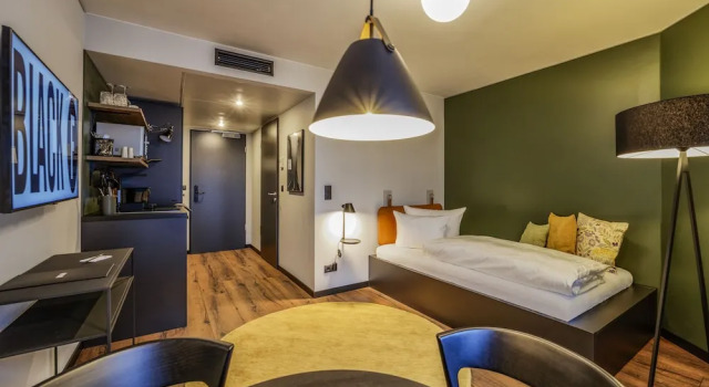 Студия Black F House - Serviced Apartments