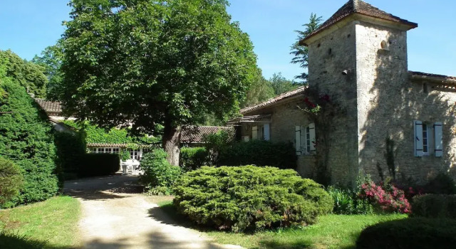 Domaine de Gavaudun, Book Hotel Gavaudun 