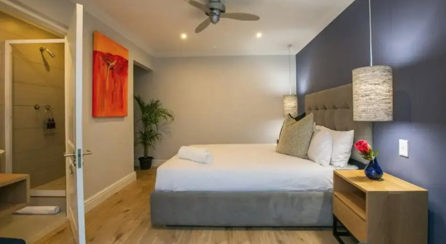 Номер Deluxe Hout & About Guest House