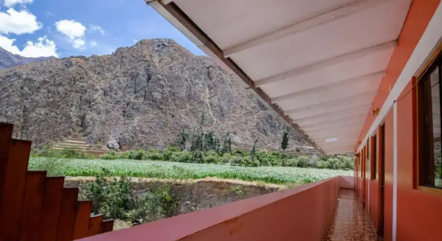 Четырёхместный номер Standard с видом на горы Peru Quechuas Lodge Ollantaytambo