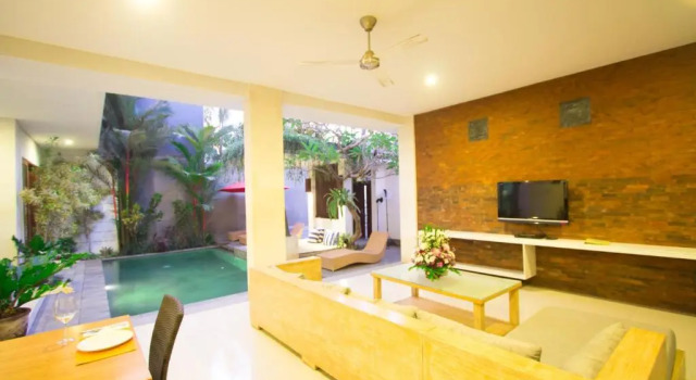 Apple Villas & Apartments