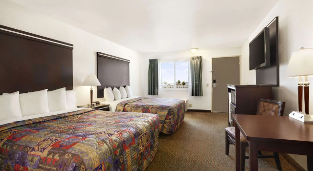 Days Inn by Wyndham Oceanside, Забронировать Отель Оушенсайд San Diego County