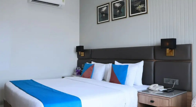 Premium huone Pride Elite Dwarka