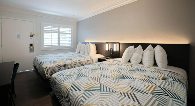 Motel 6 Tustin, CA – Orange County