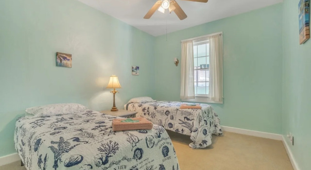 Manor And Mutts #1 4 Bedroom Cottage by RedAwning, Boek Vakantiehuis Norfolk Virginia