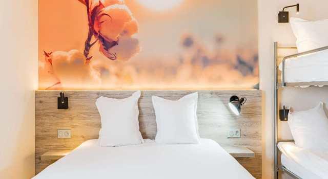 Четырёхместный номер Standard Kyriad Direct Tours Sud - Chambray Lès Tours