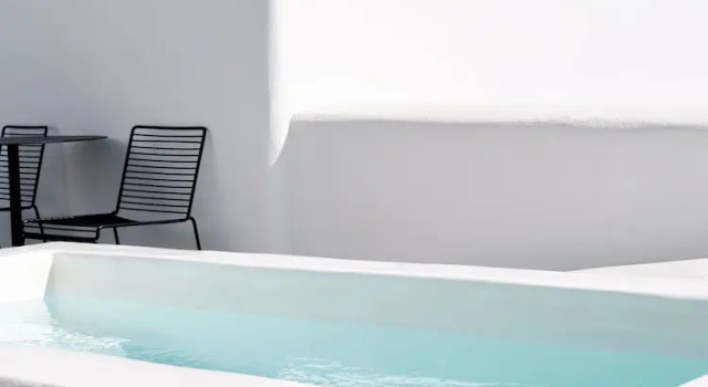 Полулюкс Abyss Santorini