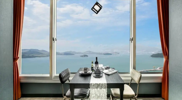 Коттедж Yeosu Blooming Pension