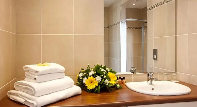 Номер Standard Adair Arms Hotel
