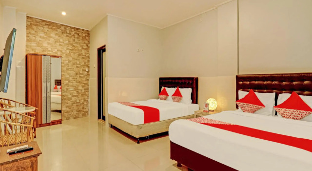 Семейный люкс OYO 90155 Landuh Merta Residence