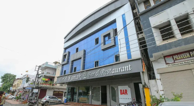 OYO 15887 Hotel Kanak