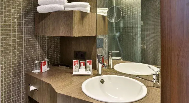 Трёхместный номер Premium Austria Trend Hotel Schloss Wilhelminenberg Wien