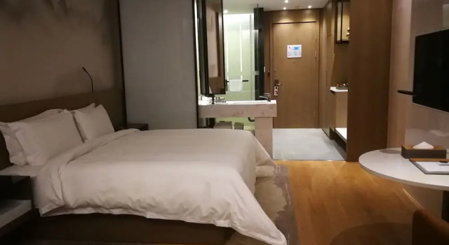 Двухместный номер Executive Novotel Deqing Moganshan