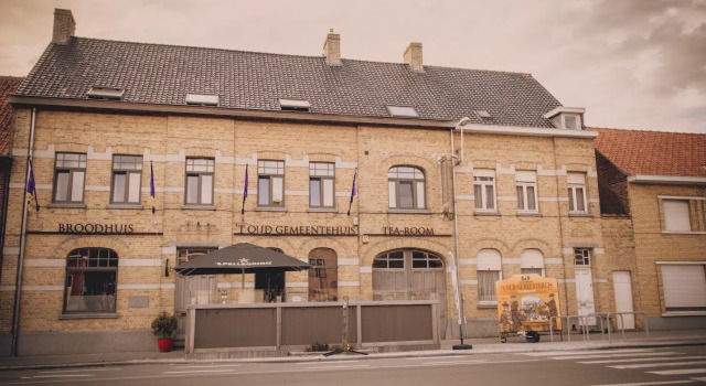 't Oud gemeentehuis Poelkapelle