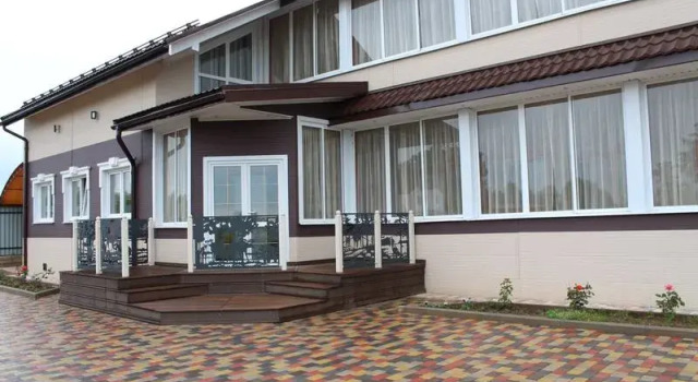 Guest house on Maly Buyan, Prenota Affittacamere Hotel a Central Russia con parcheggio, Parcheggio