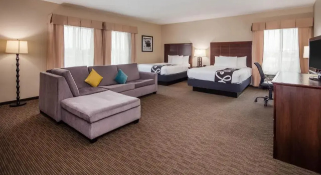 Четырёхместный люкс Deluxe La Quinta by Wyndham Inglewood