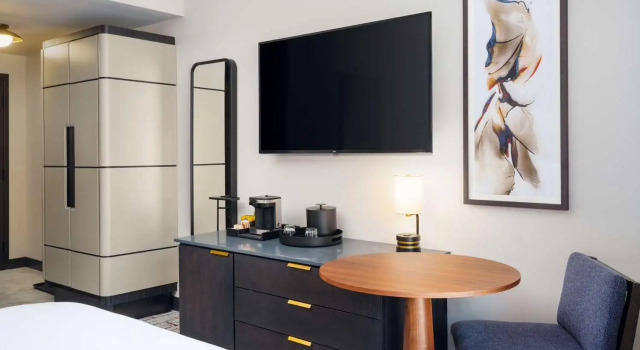 Четырёхместный номер Standard The Hoffmann Hotel Basalt Aspen Tapestry Collection Hilton