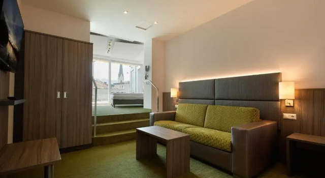 Полулюкс Hotel City