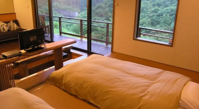 Kaze no Terrace Kotenjin, Varaa Hotelli Minamioguni 