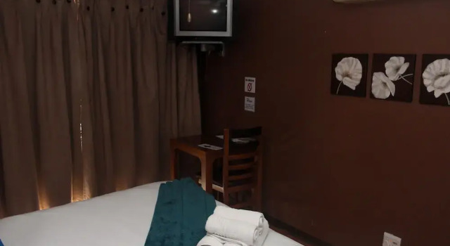 Echo Garden Guesthouse, Забронировать Гостевой дом Отели Северо-Западной провинции с завтраком, Завтраки