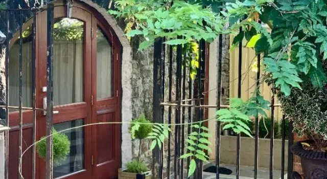 Ferndale Mews, Забронировать Отель Бристоль Англия