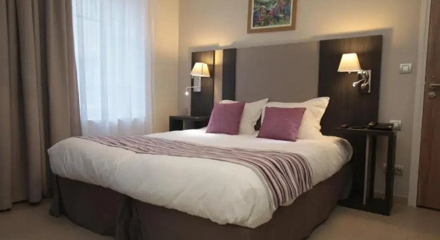 Полулюкс Apparthôtel Odalys City - Dijon Centre Les Cordeliers