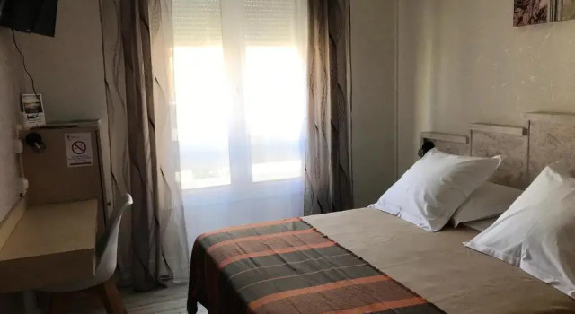 Двухместный номер Comfort Hôtel du Commerce