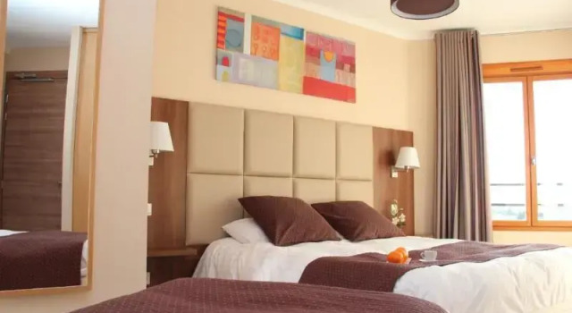 Номер Standard Logis Hotel Restaurant Le Cara Sol
