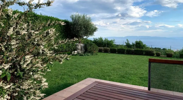 Номер Standard Terra Magica Deluxe Sea View Apartment or Room with Free Parking