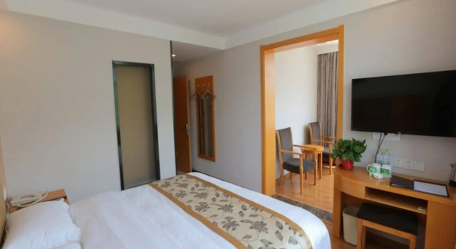 GreenTree Inn JXuZhou East Third Ring Road XCMG Heavy Machinery Hotel