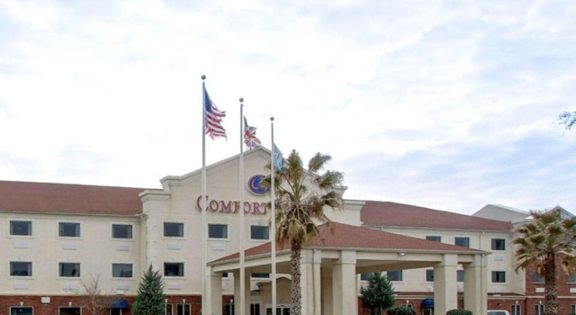 Clarion Suites Vidalia Riverfront, Boek Hotel Hotels in Missouri met zwembad, Zwembad