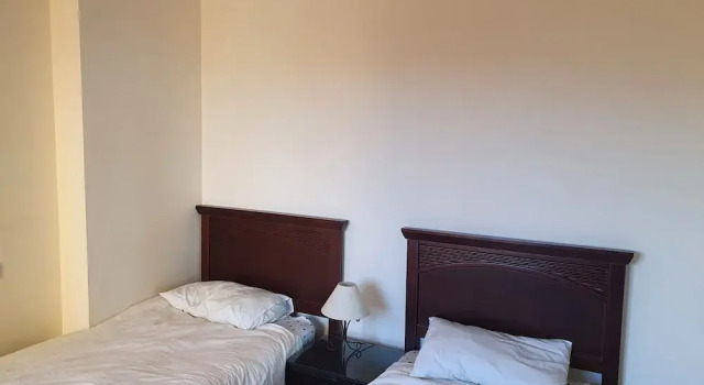 3 Bed Penthouse - Sleeps 8 - Pool - Sea View