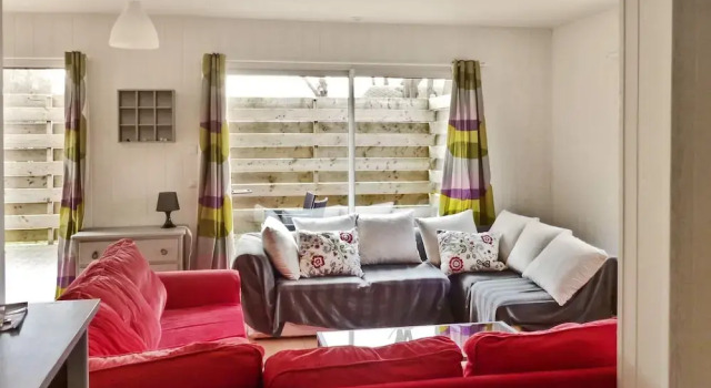 House With 4 Bedrooms in Muchedent, With Indoor Pool and Furnished Ter, Book Vacation Home  