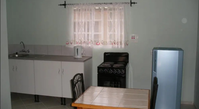 Апартаменты Glorias Bed and Breakfast