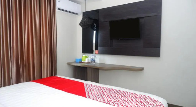 Love In Hotel & Resort