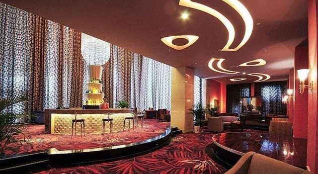 WuDang Argyle Grand International Hotel, Book Hotel Hoteller i Shiyan med pool, Swimmingpool