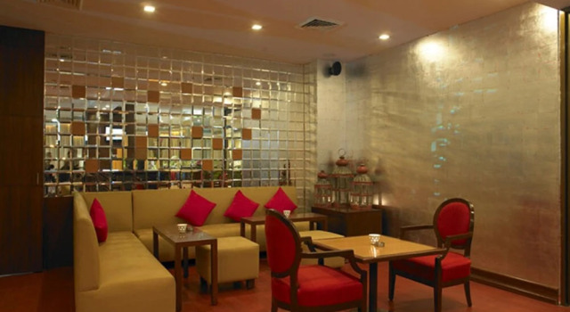 Клубный номер Standard Royal Orchid Central Jaipur