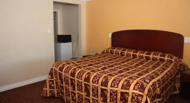 Номер Standard A-1 Budget Motel