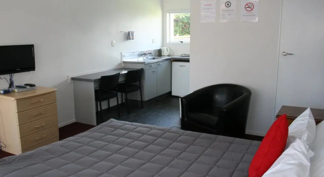 Burgundy Rose Motel, Buchen Sie Motel Whangarei Northland